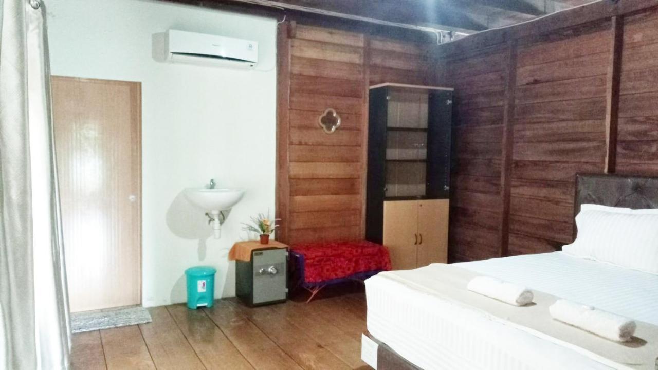 Ukcc Hotell Sabang  Exteriör bild